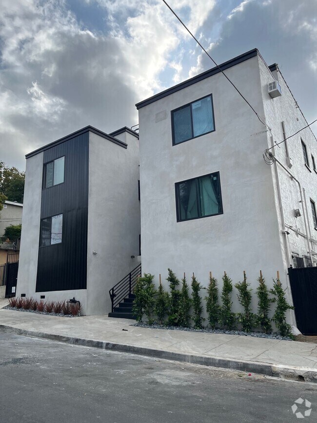 Building Photo - SUT - 1314 Sutherland St Rental