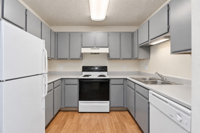 Pineview Place Apartments