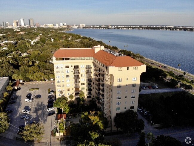 Building Photo - 2109 Bayshore Blvd Unit 509 Rental