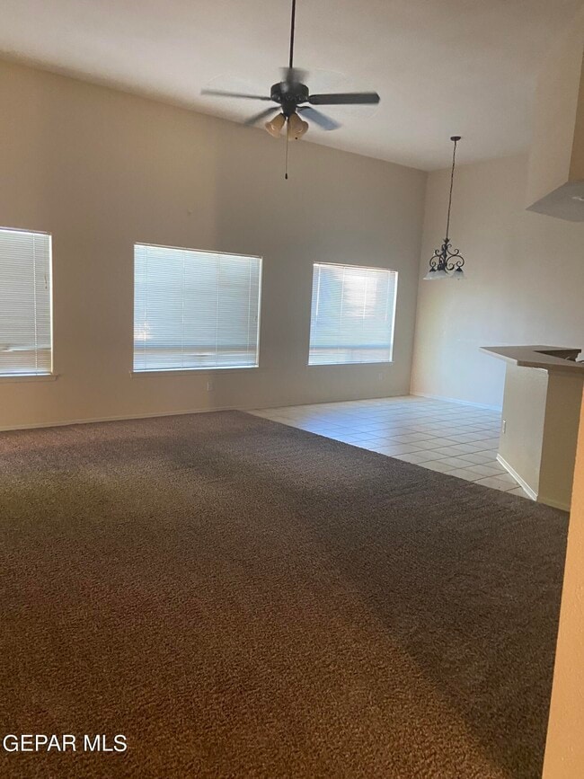 Photo - 806 Bonnie Ct