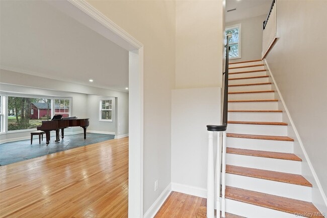 Photo - 790 Hardscrabble Rd