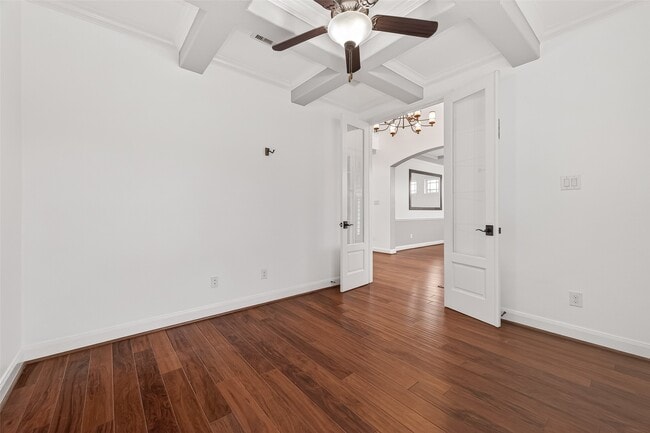 Photo - 2727 Carriage Hollow Ln