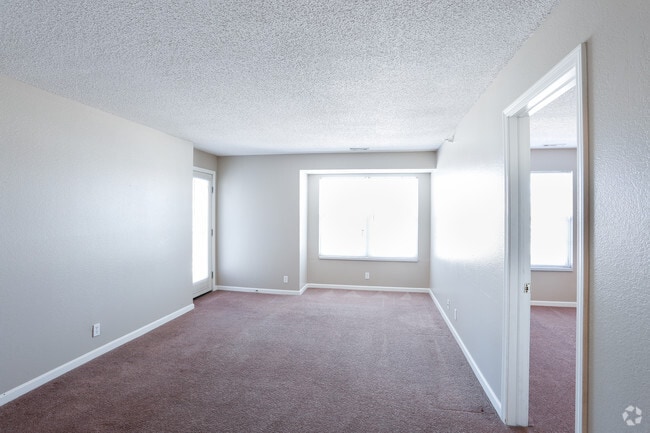 2HAB, 2BA - 950 ft² - Cottonwood Creek Apartments