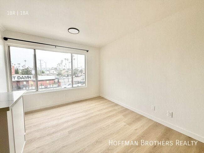 Photo - 4533 Pickford St Unit 10