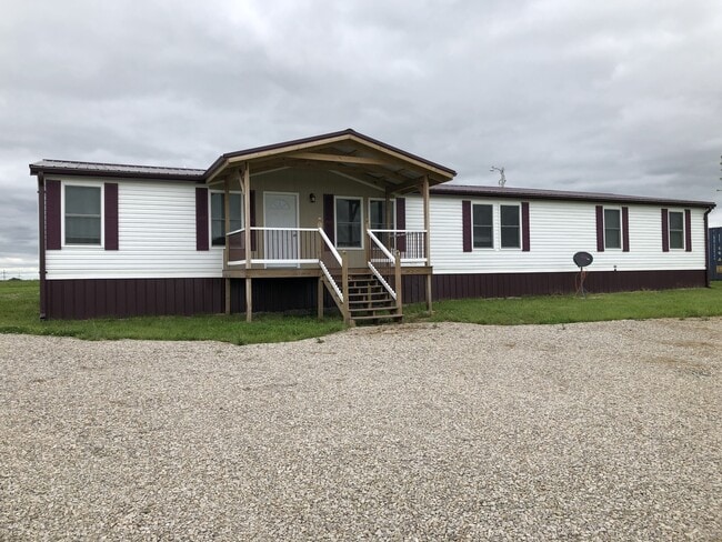 Building Photo - 92 NE 501st Rd Rental
