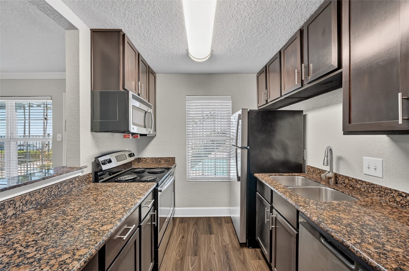 Photo - 4101 E NASA Pkwy Unidad 225