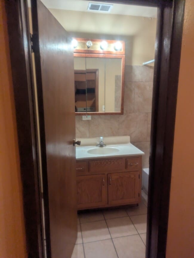 Bathroom - 1722 S Ashland Ave Unit 2R