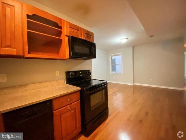 Building Photo - 1811 Cecil B. Moore Ave Unit D Rental