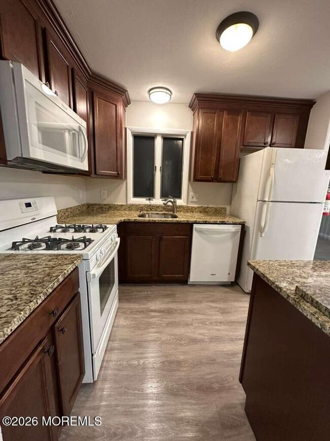 Photo - 24 Cedar Hill Ln