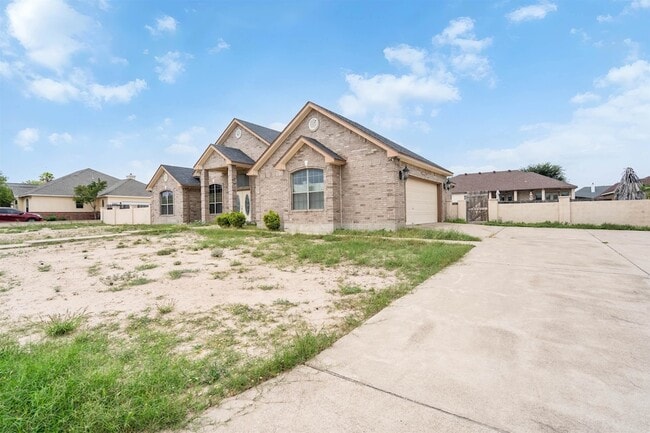 Photo - 302 Echo Valley Dr