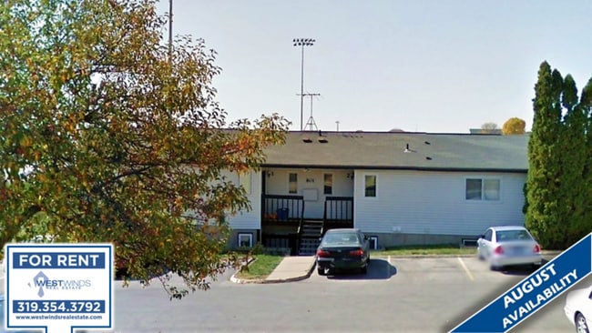 Building Photo - $1,150 | 2 Bedroom, 1 Bathroom Condo | Cat Friendly* | Available for August 1st, 2026 Move In!