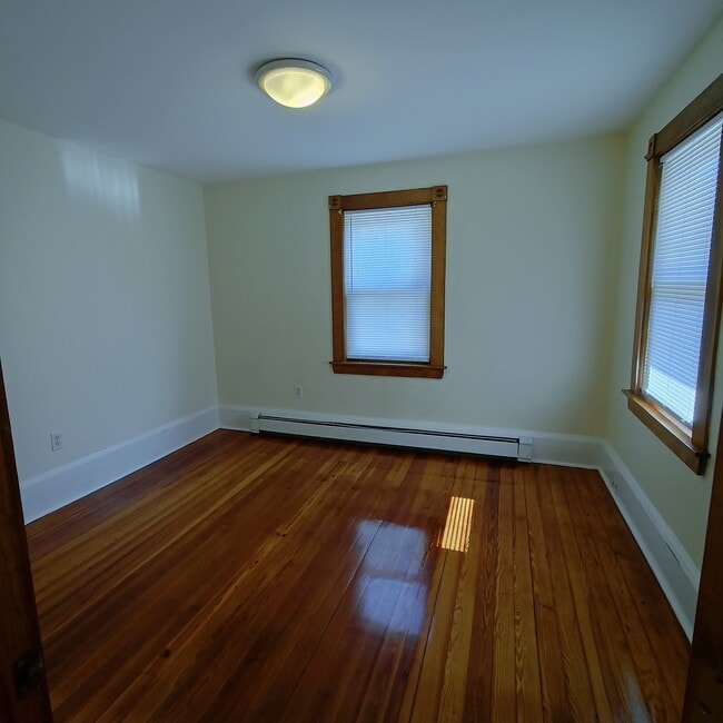 Photo - 376 Grove St