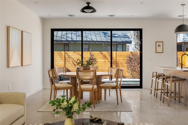 Photo - 3412 Gonzales St Unidad 2