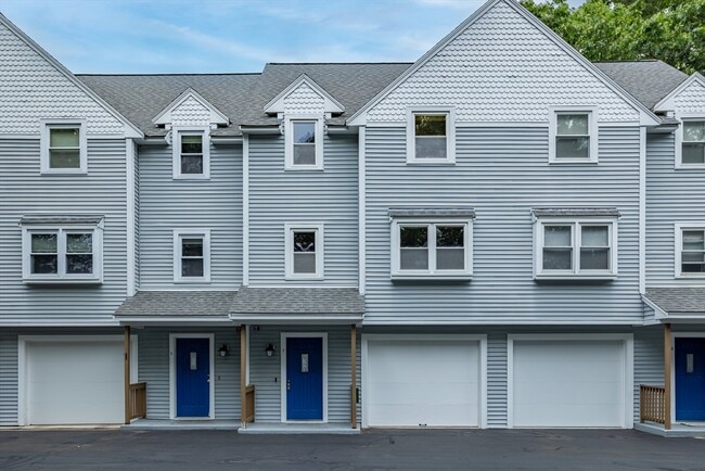 Building Photo - 116 Turnpike Rd Rental