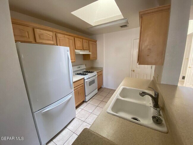 Photo - 12601 Meadow Gate Dr