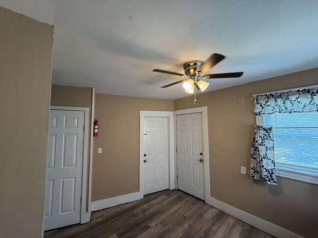 Photo - 522 W 23rd St Unit 522 W 23rd St Dw