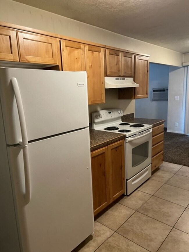 Photo - Beautiful condo with carport. Unidad 44