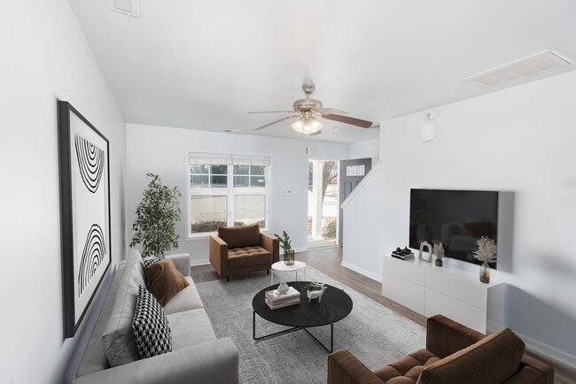 Photo - Crystal Lakes and Kingsley Apartments & Townhomes