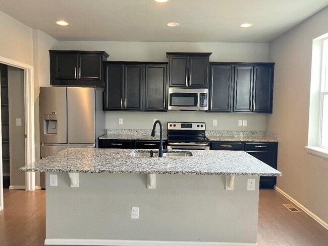Photo - 1140 W 170th Ave