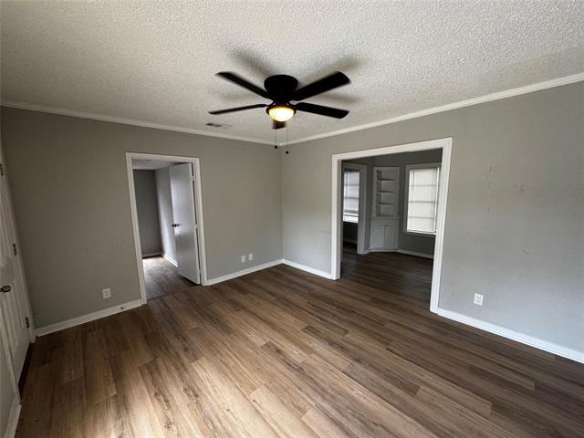 Photo - 1717 Hemphill Dr