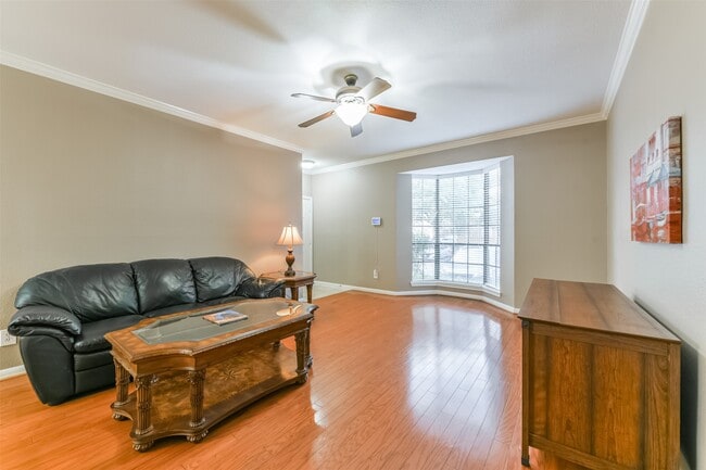 Photo - 2255 Braeswood Park Dr Unidad 153