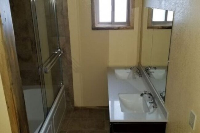 Photo - 12861 Mountain View Pl