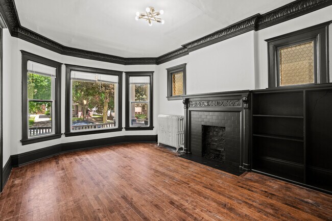 Photo - 2937 N Maryland Ave Apartments Unit 1