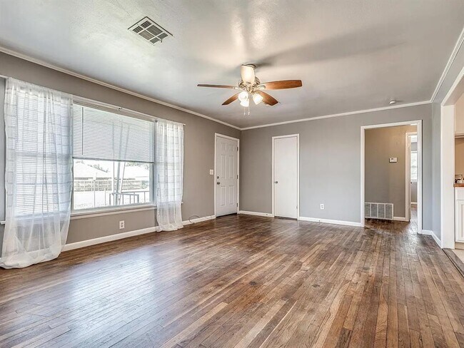 Photo - 12010 N Walker Ave