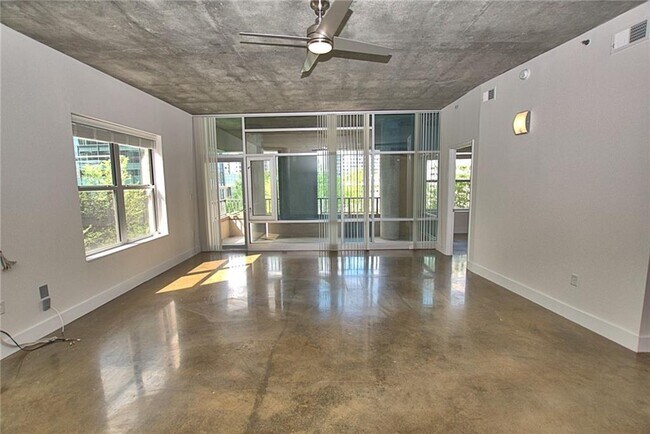 Photo - 845 Spring St NW Unit 101