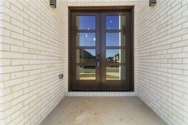 Photo - 500 Apollo Dr