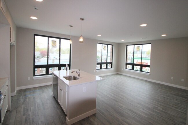 Photo - 629 Washington St Unidad 307