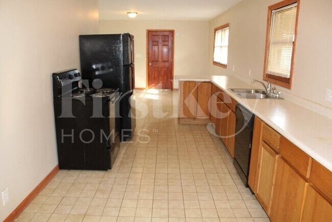 Photo - 7733 W 21st St