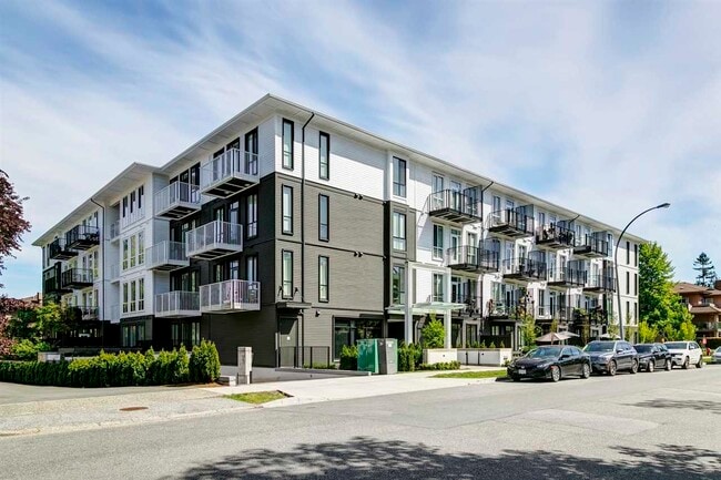 Building Photo - 10168-10168 149 St