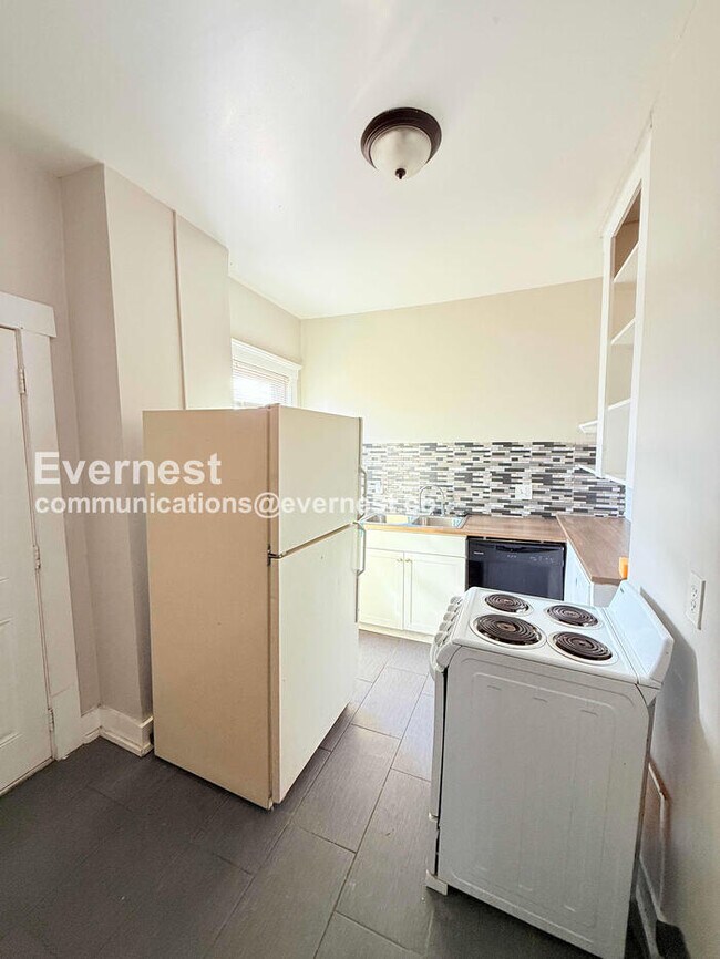 Photo - 506 Westminster St Unidad 2