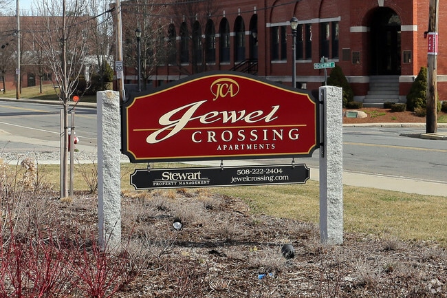 Jewel Crossing