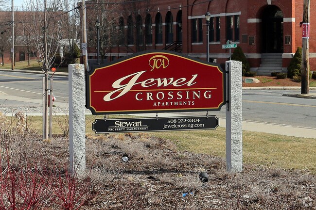 Photo - Jewel Crossing