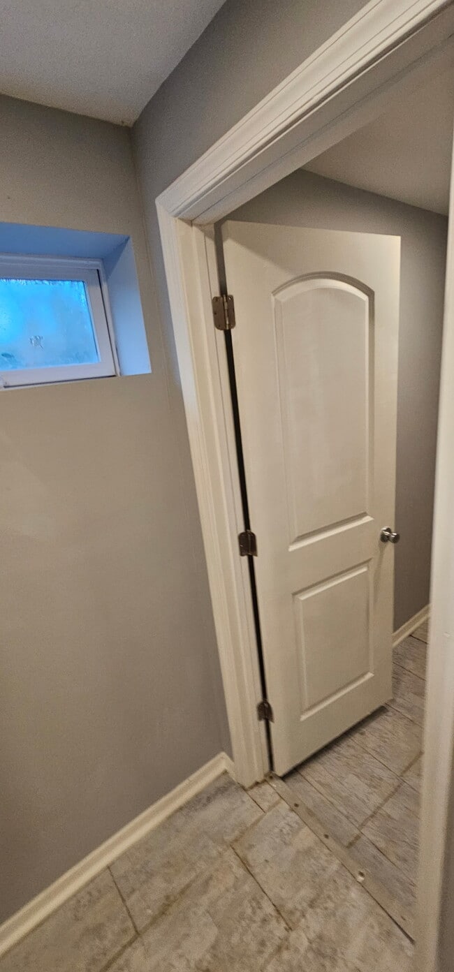 Photo - 132 Chesterfield Ave