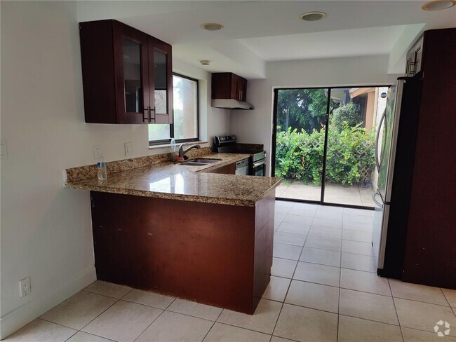 Building Photo - 181 Wimbledon Lake Dr Rental