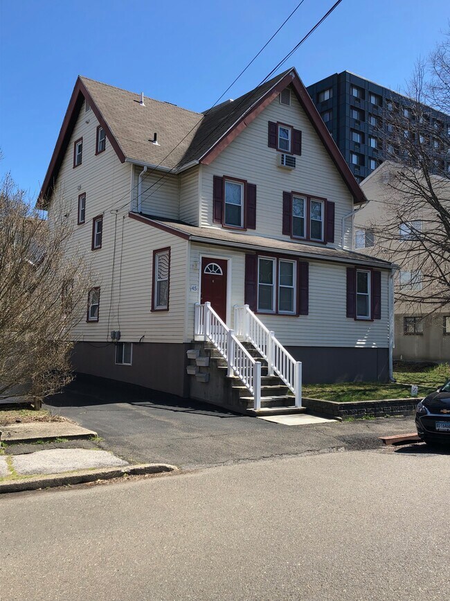 Photo - 45 Pleasant St Unit 2nd Fl.