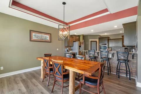 Photo - 110 Craig Rd