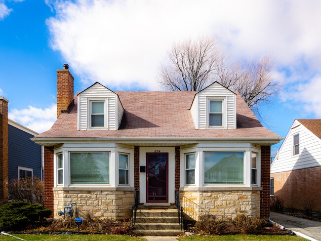 Photo - 274 Berteau Ave