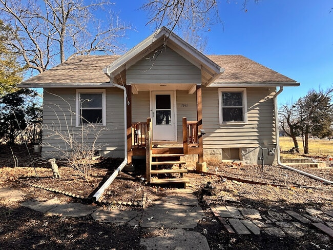 Building Photo - 7915 Westridge Rd