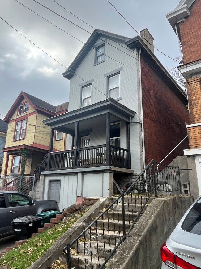 Photo - Five Bedroom Available for 26-27 School Year!