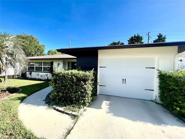 Photo - 2066 Druid Park Dr N