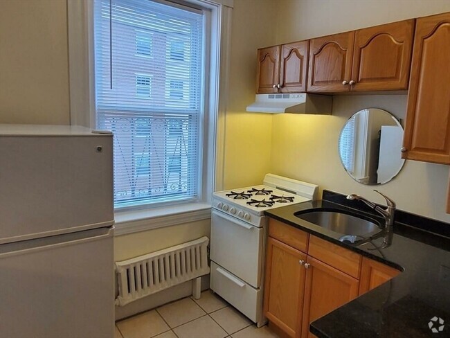 Building Photo - 94 Queensberry St Unit 16 Rental