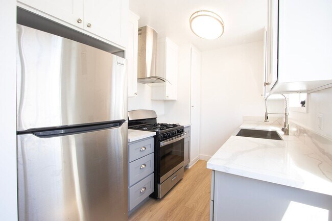 Photo - 4019 Oakwood