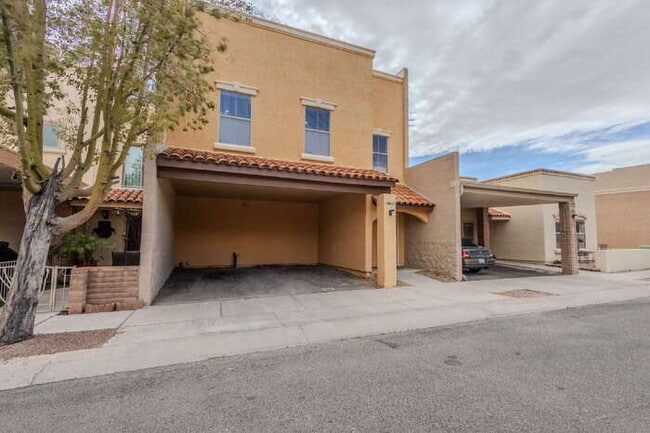 Beautiful Santa Rita Townhome in Sahuarita!!