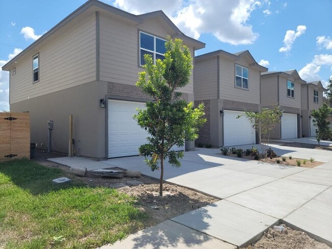 Photo - 1704 Nassau St