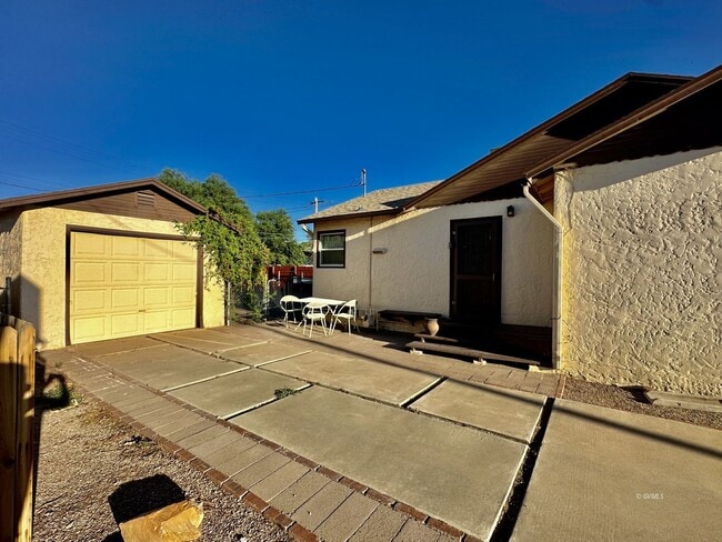 Photo - 1313 S 6th Ave