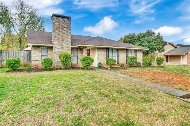 Photo - 3113 Peachtree Ln